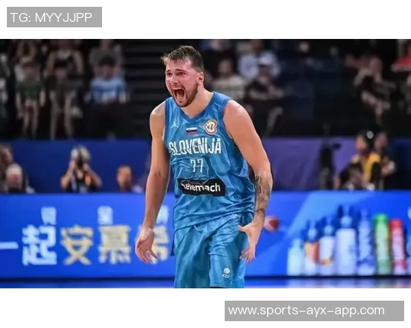 东契奇瘦身显成效半场高效得分22分展现攻防全能实力