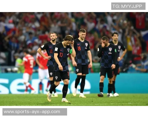 摩纳哥与兰斯就后卫科内转会事宜展开谈判双方积极沟通寻求达成协议