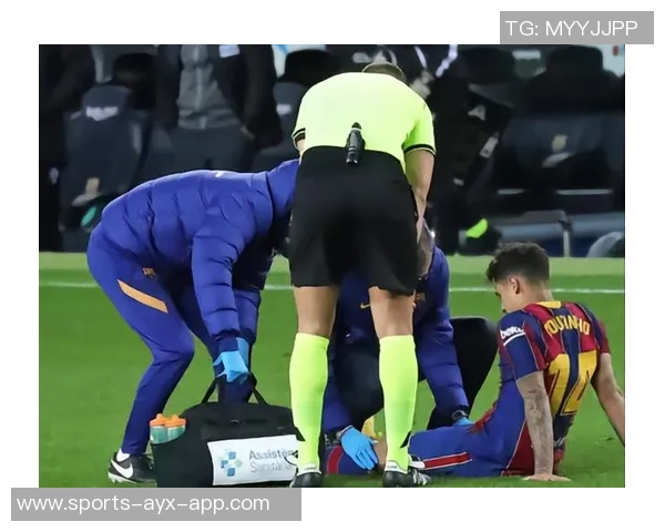 弗兰克透露小卡脚部受伤情况严重每天需接受多次治疗